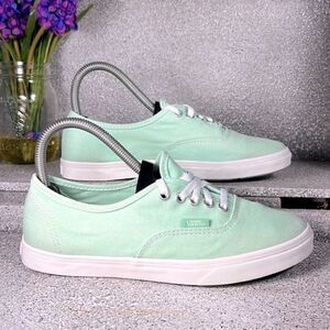 Vans Low Top Turquoise Sneakers Shoes Size 6.5